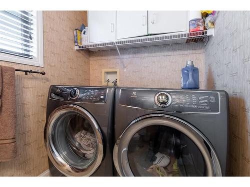 85 Taravista Way Ne, Calgary, AB - Indoor Photo Showing Laundry Room