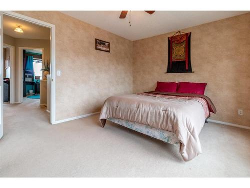 85 Taravista Way Ne, Calgary, AB - Indoor Photo Showing Bedroom