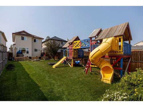 189 Everridge Way Sw, Calgary, AB - Outdoor With Backyard With Exterior