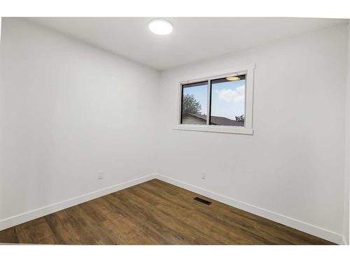 123 Falwood Way Ne, Calgary, AB - Indoor Photo Showing Other Room