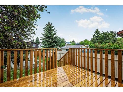 123 Falwood Way Ne, Calgary, AB - Outdoor