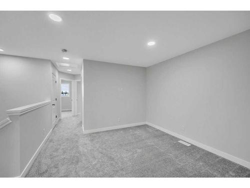 1616 Rangeview Drive Se, Calgary, AB - Indoor Photo Showing Other Room