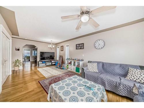 128 Taralake Terrace Ne, Calgary, AB - Indoor Photo Showing Living Room