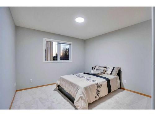 42 Mt Douglas Close Se, Calgary, AB - Indoor Photo Showing Bedroom