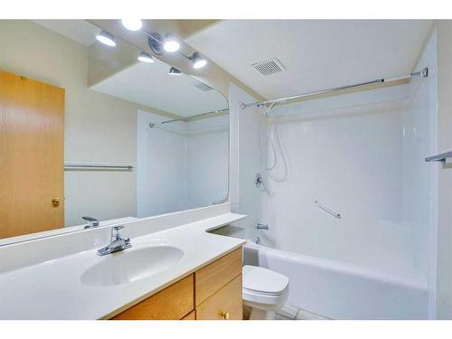 42 Mt Douglas Close Se, Calgary, AB - Indoor Photo Showing Bathroom