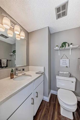 68 Templeby Way Ne, Calgary, AB - Indoor Photo Showing Bathroom