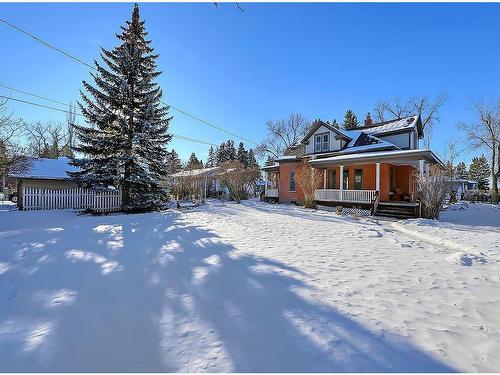 725 Macleod Trail Sw, High River, AB - Outdoor