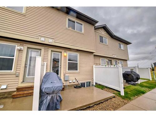 491 Saddlecrest Boulevard Ne, Calgary, AB - Outdoor With Exterior