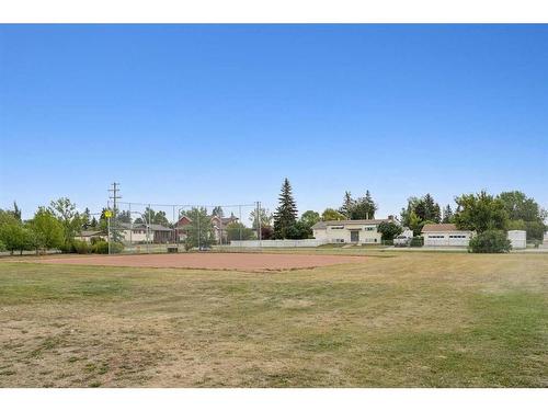 405 1 Avenue Ne, Airdrie, AB - Outdoor With View