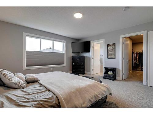 1360 Lackner Boulevard, Carstairs, AB - Indoor Photo Showing Bedroom