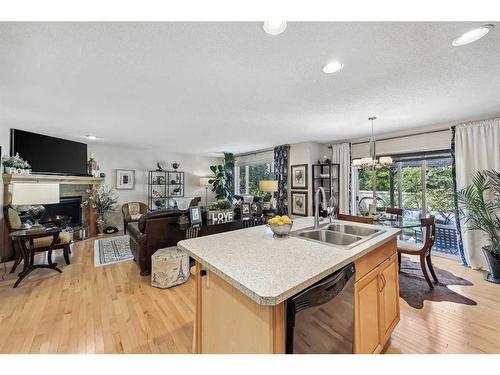 55 Everbrook Link Sw, Calgary, AB - Indoor Photo Showing Kitchen With Double Sink