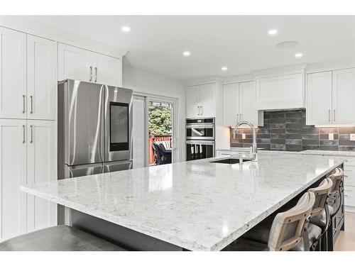 1148 Southglen Drive Sw, Calgary, AB - Indoor Photo Showing Kitchen With Stainless Steel Kitchen With Upgraded Kitchen