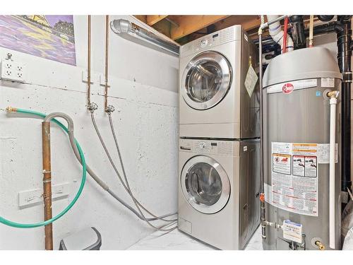 1148 Southglen Drive Sw, Calgary, AB - Indoor Photo Showing Laundry Room