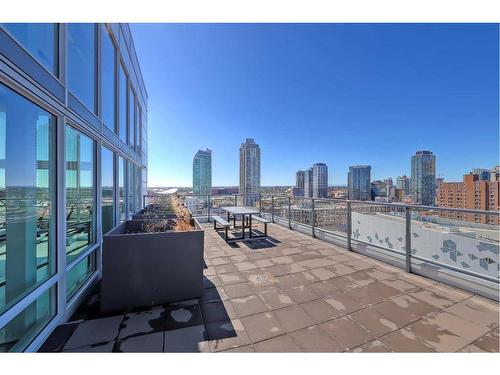 611-450 8 Avenue Se, Calgary, AB - Outdoor With View