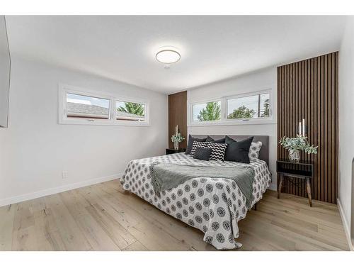 140 Lake Wapta Rise Se, Calgary, AB - Indoor Photo Showing Bedroom