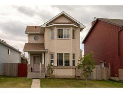 84 SADDLEMONT Road NE Calgary, AB T3J 5E4