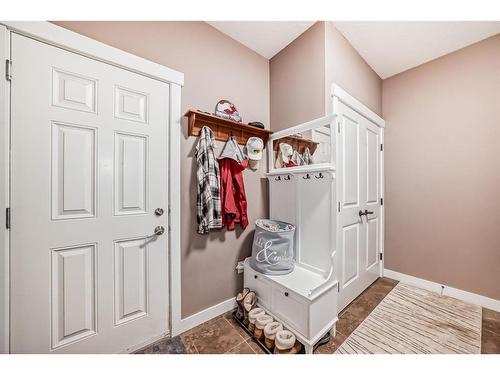 209 Kinniburgh Boulevard, Chestermere, AB - Indoor Photo Showing Other Room