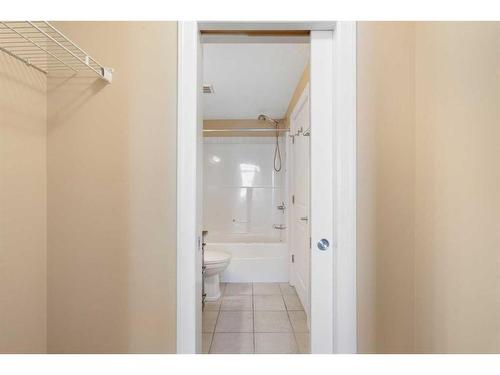 312-117 Copperpond Common Se, Calgary, AB - Indoor Photo Showing Bathroom