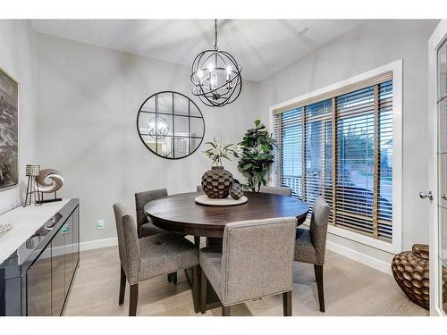 39 Cranridge Crescent Se, Calgary, AB - Indoor Photo Showing Dining Room