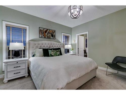 39 Cranridge Crescent Se, Calgary, AB - Indoor Photo Showing Bedroom