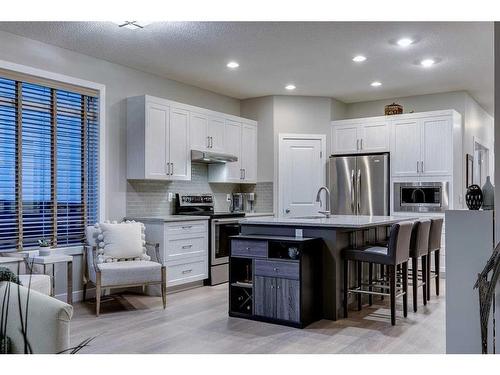 39 Cranridge Crescent Se, Calgary, AB - Indoor Photo Showing Kitchen