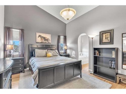 213 West Lakeview Place, Chestermere, AB - Indoor Photo Showing Bedroom