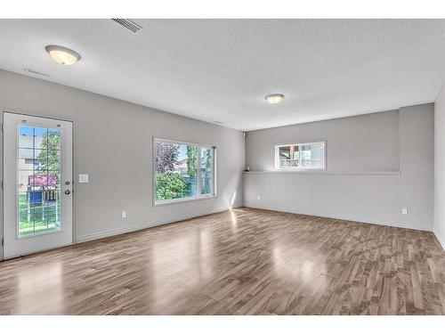 213 West Lakeview Place, Chestermere, AB - Indoor