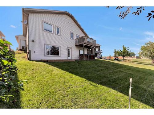 213 West Lakeview Place, Chestermere, AB - Outdoor