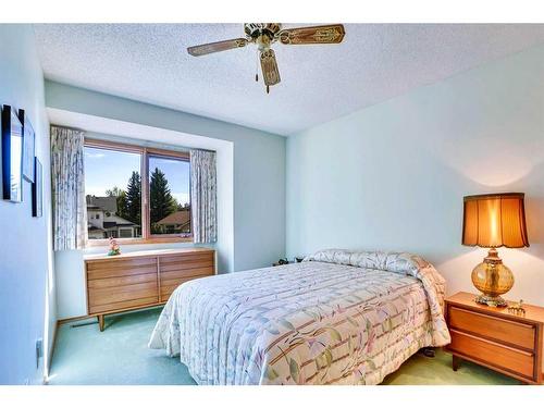 108 Edgebrook Place Nw, Calgary, AB - Indoor Photo Showing Bedroom