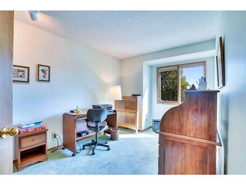 108 Edgebrook Place Nw, Calgary, AB - Indoor Photo Showing Other Room