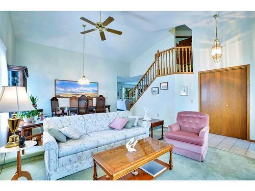 108 Edgebrook Place Nw, Calgary, AB - Indoor Photo Showing Living Room