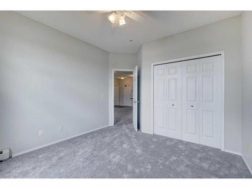 205-8 Country Village Bay Ne, Calgary, AB - Indoor