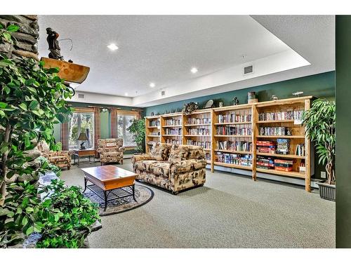 112-175 Crossbow Place, Canmore, AB - Indoor