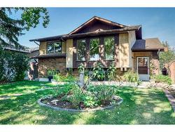 5824 Temple Drive NE Calgary, AB T1Y 3Z7