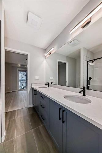 170 Copperleaf Way Se, Calgary, AB - Indoor Photo Showing Bathroom