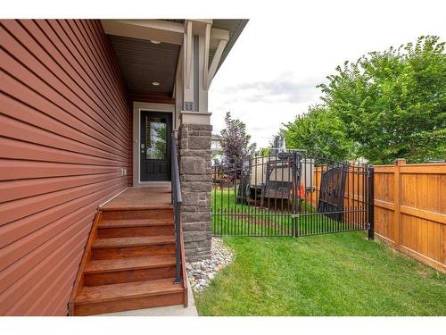 5 Morgan Street, Cochrane, AB - Outdoor With Exterior