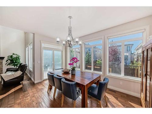 25 Aspen Summit Manor Sw, Calgary, AB - Indoor Photo Showing Dining Room