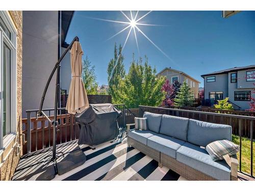 25 Aspen Summit Manor Sw, Calgary, AB - Outdoor With Exterior