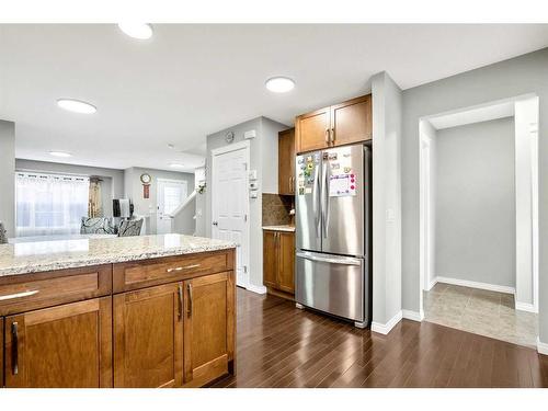 133 Walden Parade Se, Calgary, AB - Indoor Photo Showing Kitchen