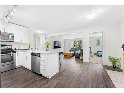 4113-181 Skyview Ranch Manor Ne, Calgary, AB - Indoor Photo Showing Kitchen With Stainless Steel Kitchen