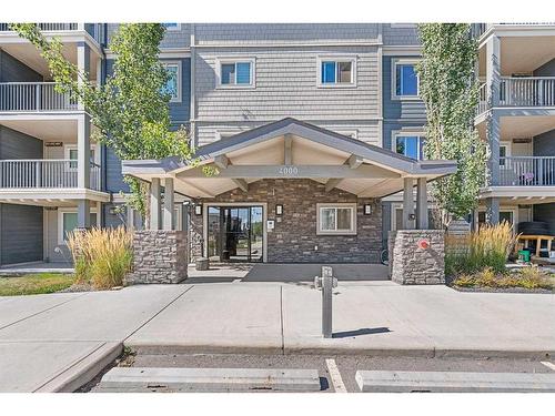 4113-181 Skyview Ranch Manor Ne, Calgary, AB - Outdoor With Facade