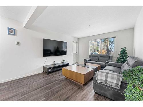 4113-181 Skyview Ranch Manor Ne, Calgary, AB - Indoor Photo Showing Living Room