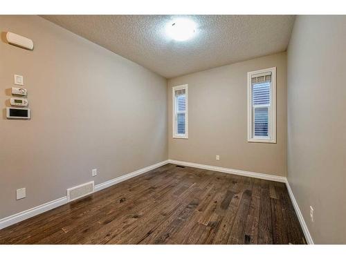 104 Sherwood Square Nw, Calgary, AB - Indoor Photo Showing Other Room