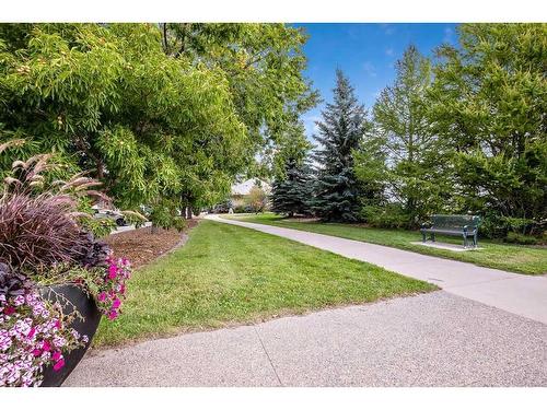 421 1St Street Sw, High River, AB 