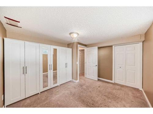 10816 Shamrock Place Sw, Calgary, AB - Indoor Photo Showing Other Room