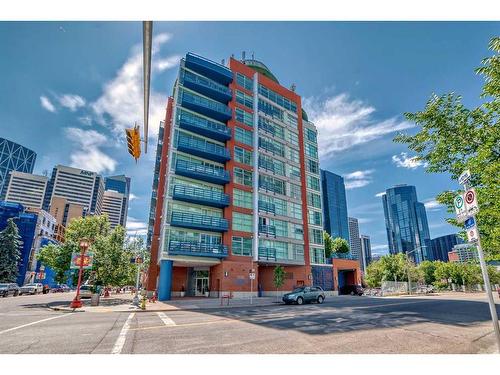 401-205 Riverfront Avenue Sw, Calgary, AB - Outdoor With Facade