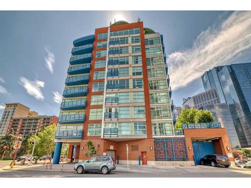 401-205 Riverfront Avenue Sw, Calgary, AB - Outdoor With Facade