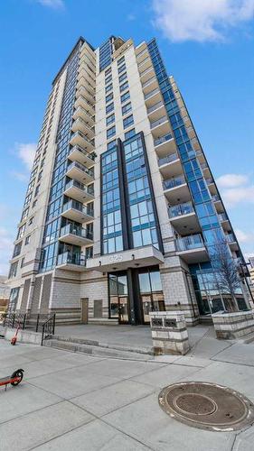 1210-325 3 Street Se, Calgary, AB - Outdoor With Balcony With Facade