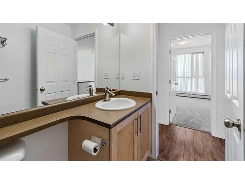 1210-325 3 Street Se, Calgary, AB - Indoor Photo Showing Bathroom