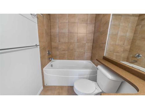 1210-325 3 Street Se, Calgary, AB - Indoor Photo Showing Bathroom